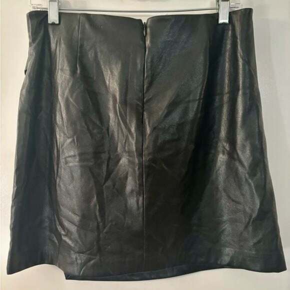Aritzia Wilfred Angie Mini Skirt Vegan Leather in Black Women’s Size 10 - Picture 2 of 6